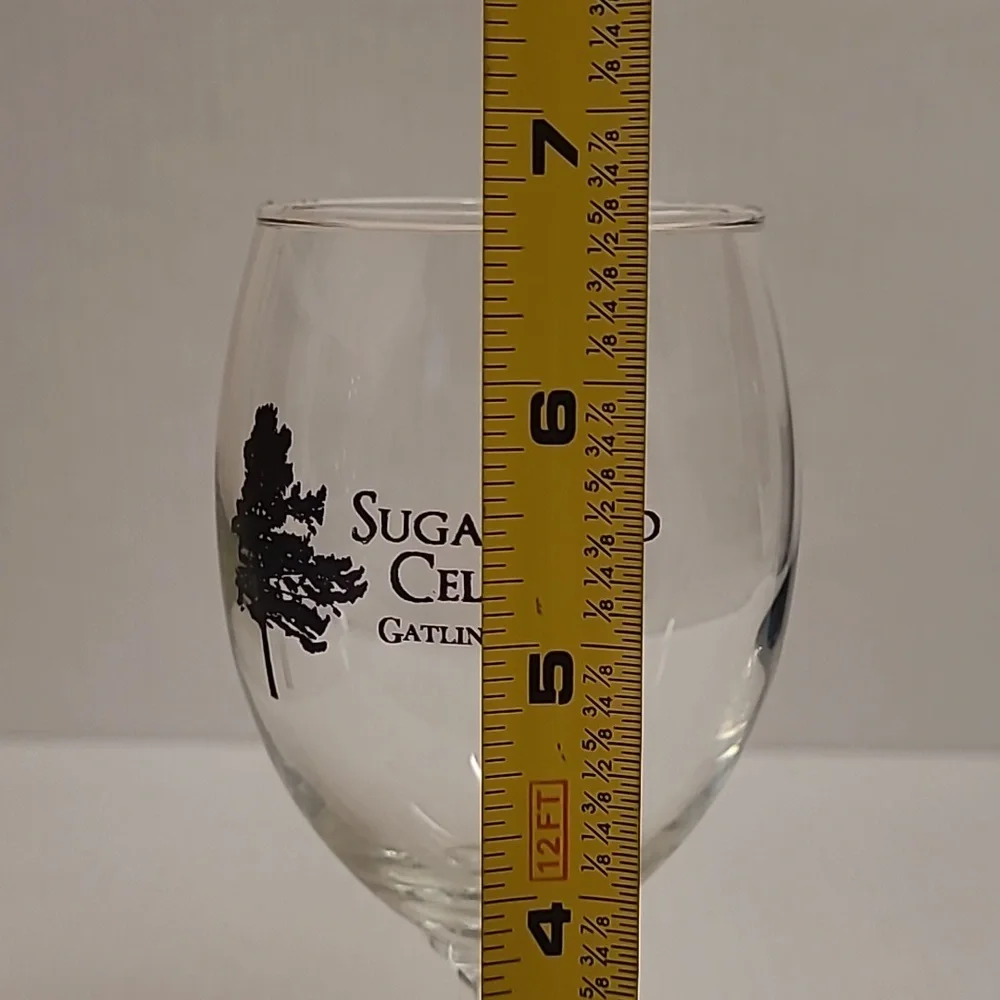 Pair of Sugarland Cellars Gatlinburg TN Wine Glasses